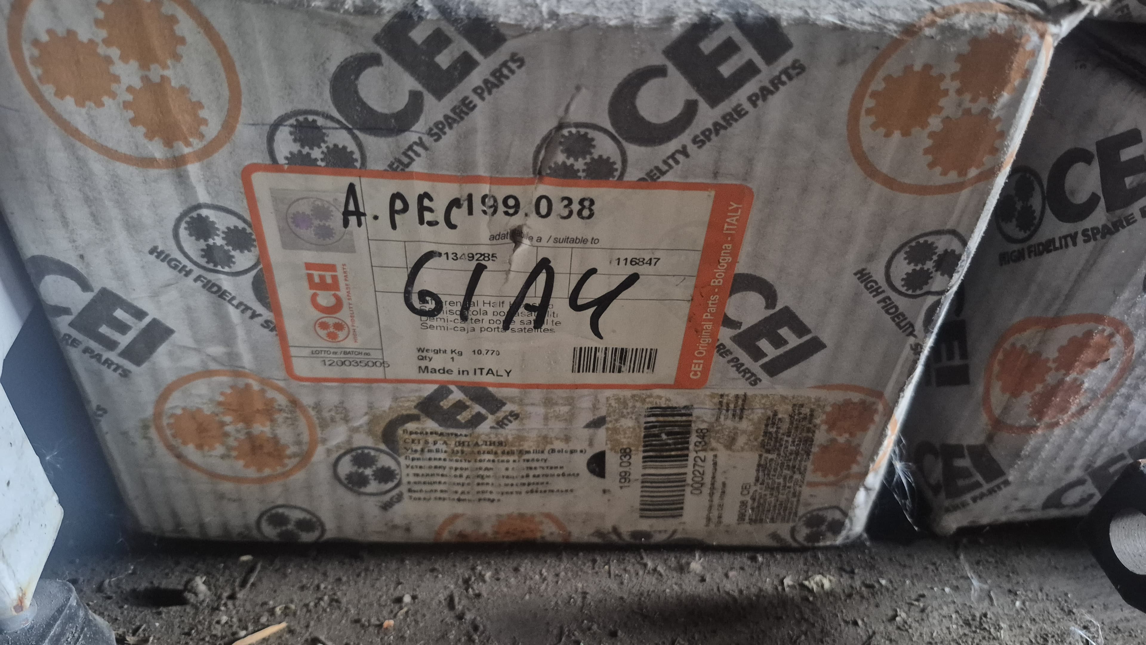 Sampa Корпус дифференциала половина (чашка) Scania мост R770 № 8285318--( ) Cei